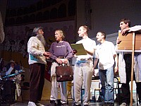 10-comgag11.jpg