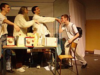 10-comgag25.jpg