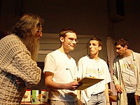 10-comgag43.jpg