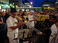 opera-38.jpg opera-38.jpg