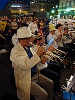 opera-39.jpg opera-39.jpg